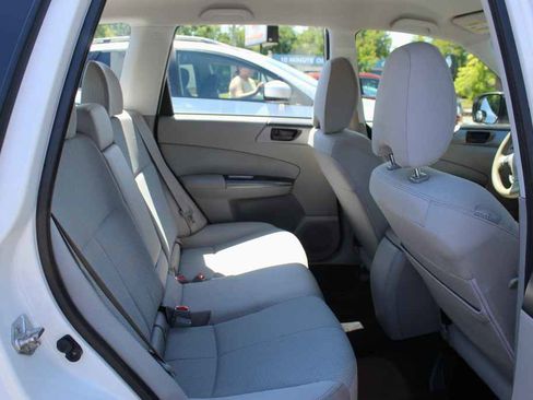 Used 2013 Subaru Forester 2.5X AWD/4WD image 24