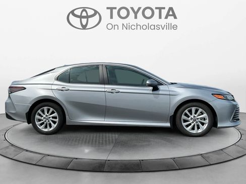 Used 2023 Toyota Camry LE AWD/4WD image 7