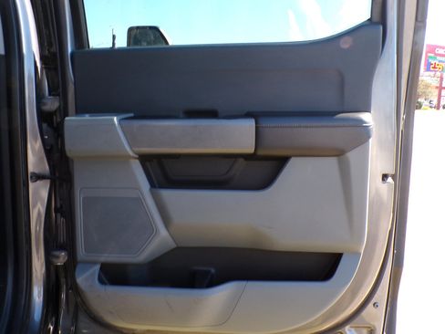 Used 2021 Ford F150 XLT w/ XTR Package image 27