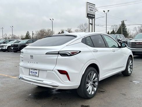 New 2026 Buick Envista Avenir image 12