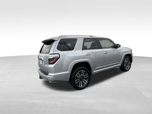 Used 2024 Toyota 4Runner Limited image 33