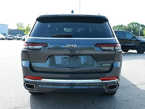 Used 2022 Jeep Grand Cherokee L Overland RWD image 4