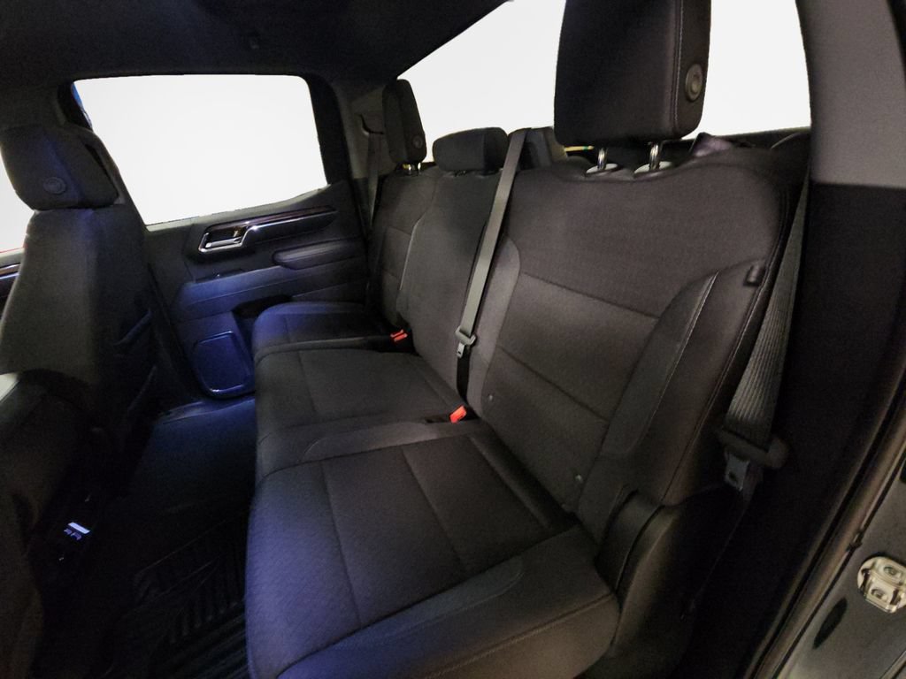 Certified 2026 Chevrolet Silverado 1500 LT AWD/4WD image 24