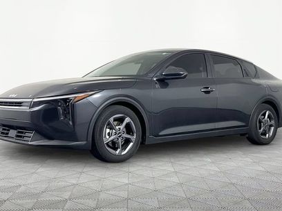 Certified 2025 Kia K4