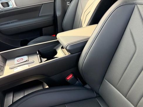 New 2026 Hyundai Santa Fe SEL image 15