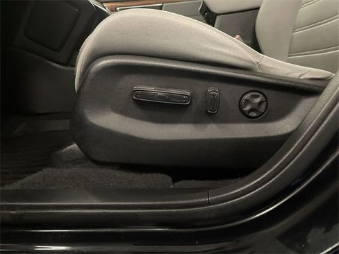 Certified 2020 Honda CR-V EX image 12