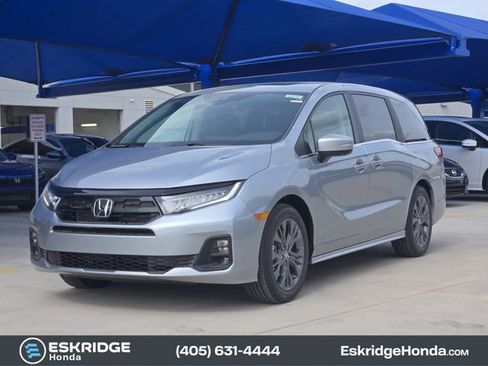 New 2026 Honda Odyssey Touring image 2