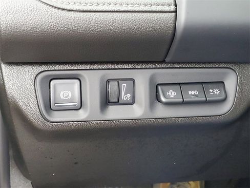 Used 2023 GMC Acadia Denali w/ Denali Ultimate Package image 23