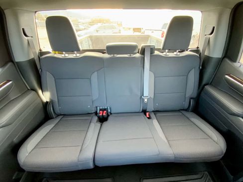 New 2026 GMC Sierra 1500 SLE image 33