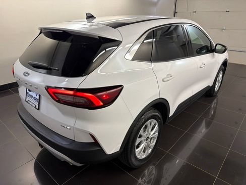 Used 2023 Ford Escape Active AWD/4WD image 6