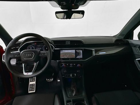 Used 2025 Audi Q3 2.0T Premium Plus w/ Premium Plus Package AWD/4WD image 3