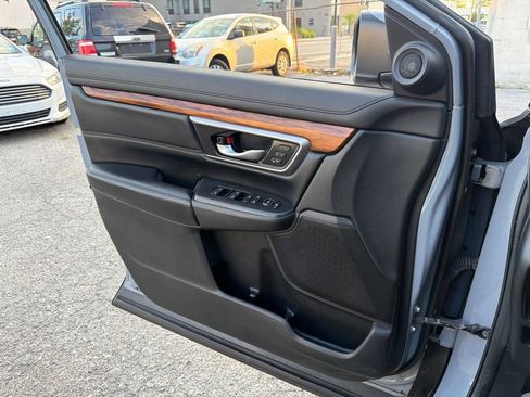 Used 2022 Honda CR-V EX-L image 17