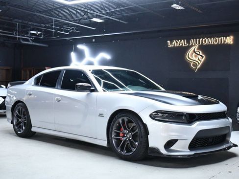 Used 2023 Dodge Charger Scat Pack w/ Harman/Kardon Audio Group image 7