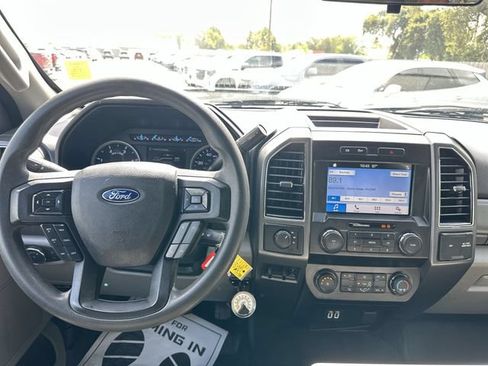 Used 2019 Ford F250 XLT w/ Snow Plow Prep Package AWD/4WD image 12