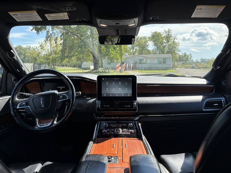 Used 2019 Lincoln Navigator Select w/ Cargo Package RWD image 15