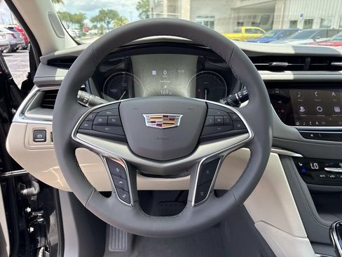 New 2026 Cadillac XT5 Premium Luxury w/ Driver Assist Package FWD image 26