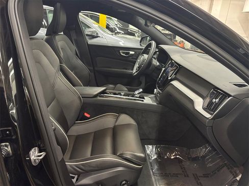 Certified 2024 Volvo S60 B5 Plus image 19