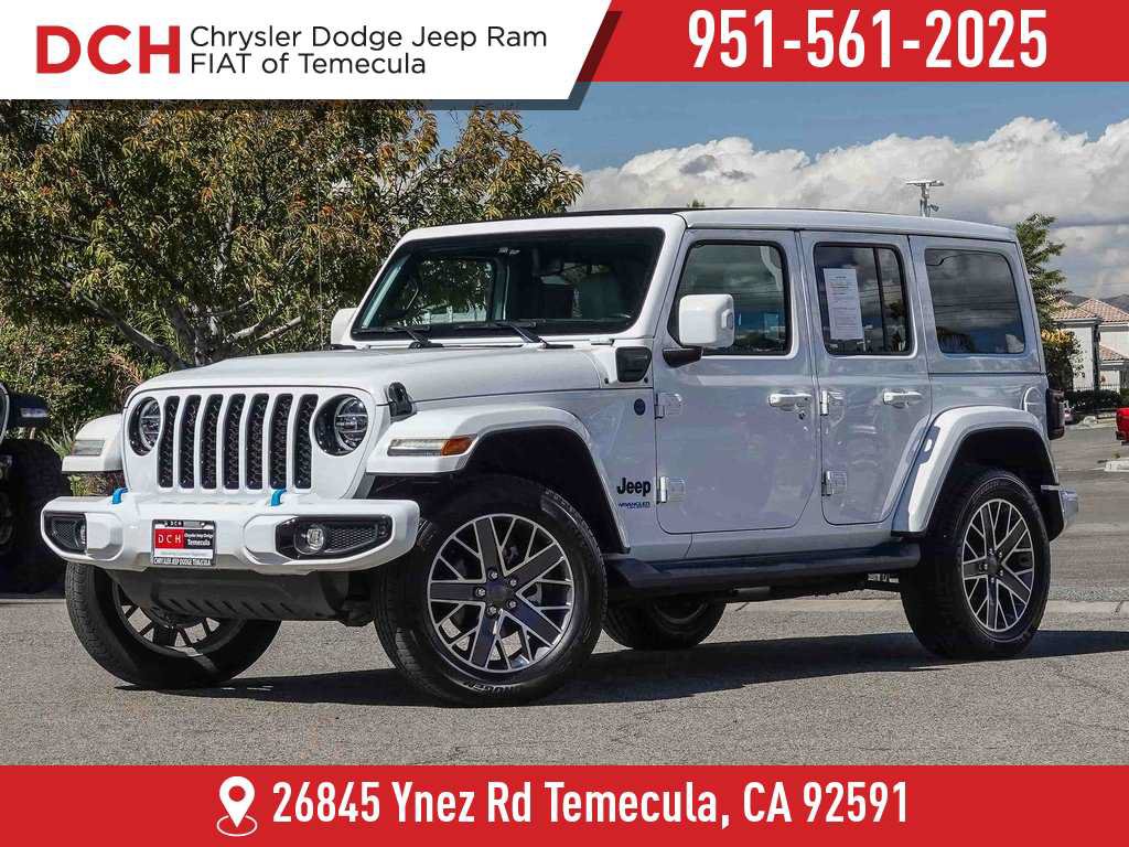 Used 2022 Jeep Wrangler Unlimited Sahara AWD/4WD image 1