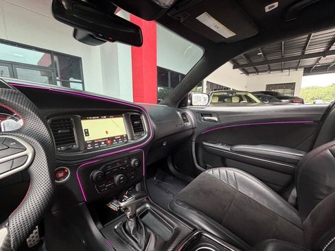 Used 2022 Dodge Charger SRT Hellcat w/ Harman/Kardon Audio Group RWD image 27