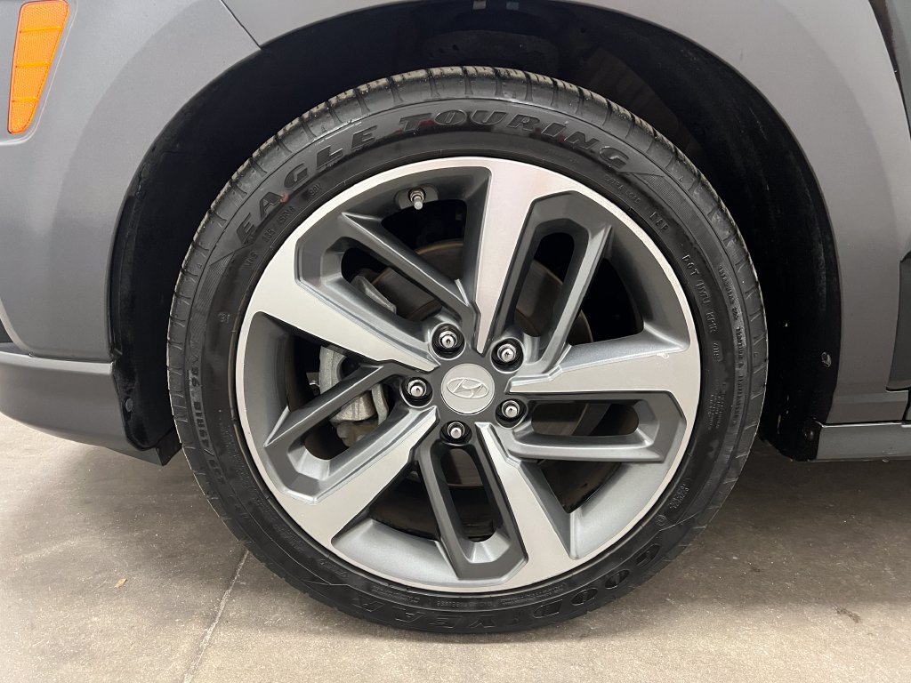 Used 2020 Hyundai Kona Limited AWD/4WD image 28