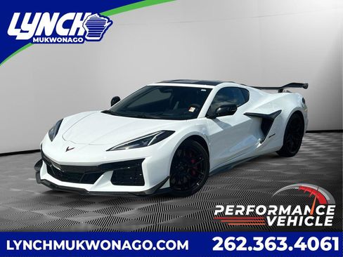 Used 2025 Chevrolet Corvette Z06 w/ Z07 Performance Package RWD image 1