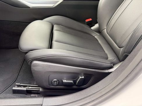 Used 2026 BMW 330i Sedan RWD image 17
