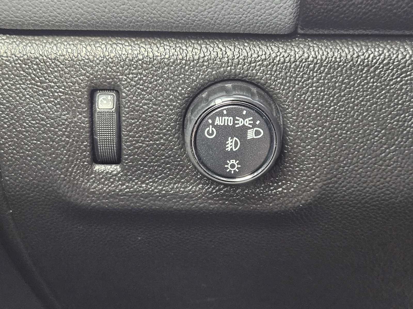 Used 2019 Chevrolet Colorado Z71 RWD image 20