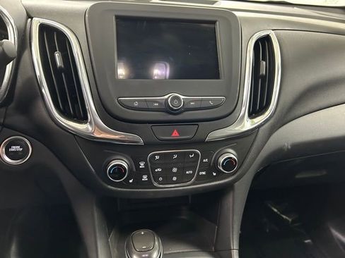 Used 2019 Chevrolet Equinox LT image 19