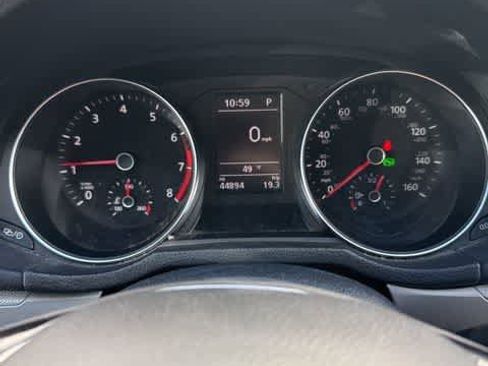 Used 2018 Volkswagen Passat 2.0T S image 14