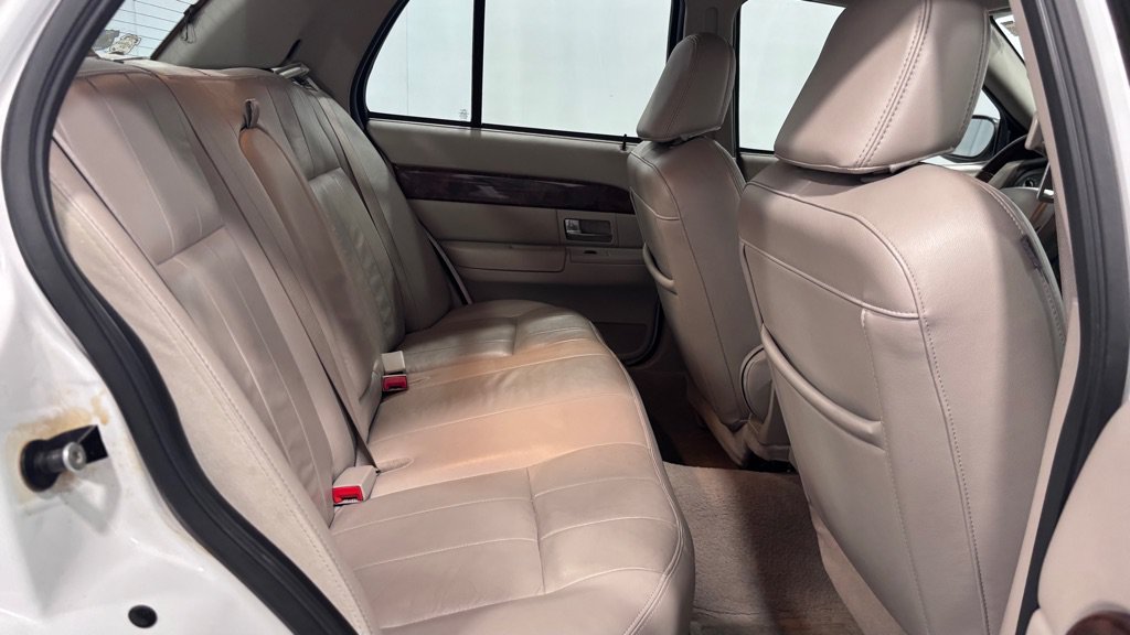 Used 2008 Mercury Grand Marquis LS RWD image 26