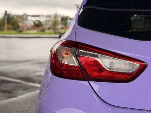 Used 2017 Chevrolet Cruze LT w/ Convenience Package image 14