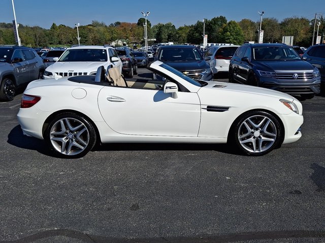 Used 2014 Mercedes-Benz SLK 350 image 9