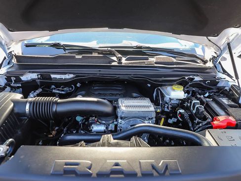 New 2026 RAM 1500 Big Horn AWD/4WD image 13