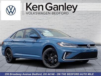 New 2025 Volkswagen Jetta SE