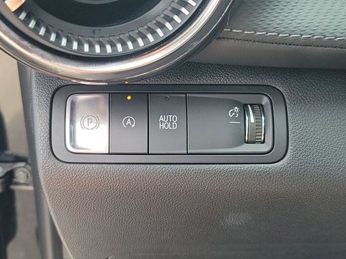 Used 2026 Chevrolet Equinox LT FWD image 29