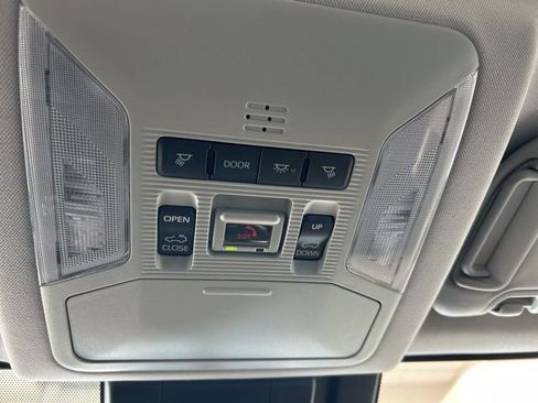 Used 2022 Toyota RAV4 XLE Premium AWD/4WD image 13