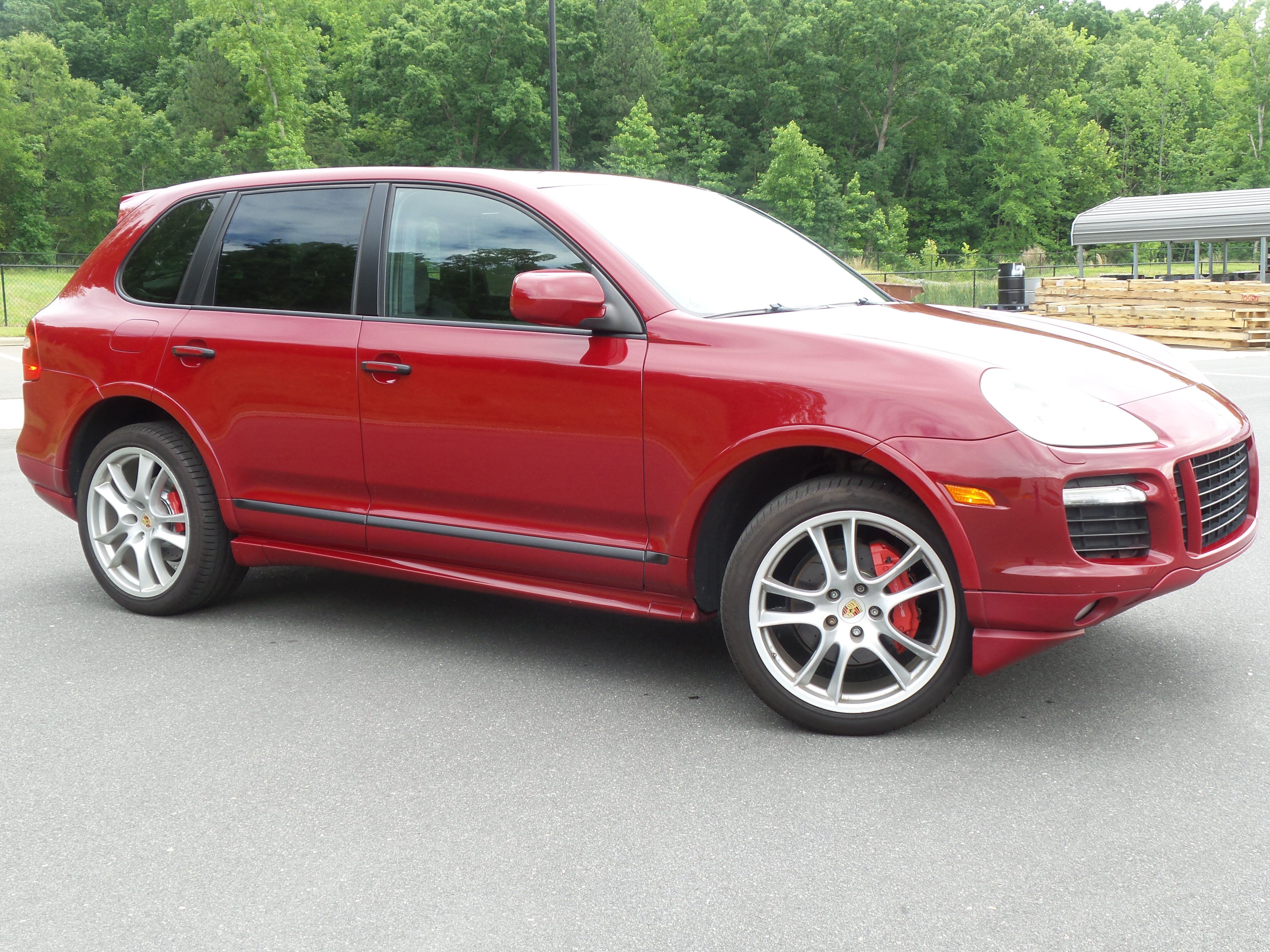 Used 2009 Porsche Cayenne GTS AWD/4WD image 8