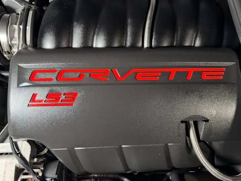 Used 2008 Chevrolet Corvette Coupe w/ Z51 Performance Package RWD image 6
