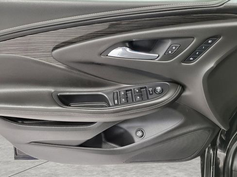 Used 2017 Buick Envision Essence image 23