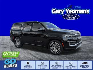 Used 2023 Jeep Grand Wagoneer Series III AWD/4WD video 1
