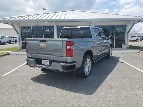 Used 2023 Chevrolet Silverado 1500 High Country w/ High Country Premium Package AWD/4WD image 8