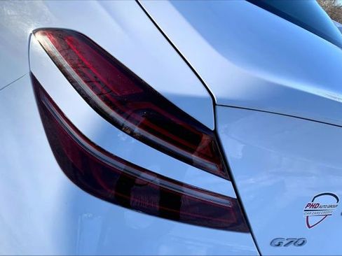 Used 2023 Genesis G70 2.0T image 12