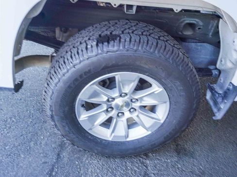 Used 2021 Chevrolet Silverado 1500 LT image 8