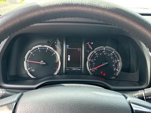 Certified 2023 Toyota 4Runner TRD Off-Road Premium w/ Off Road Premium Plus Package AWD/4WD image 22