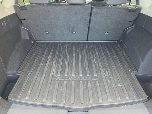 Used 2025 Nissan Rogue SV AWD/4WD image 46