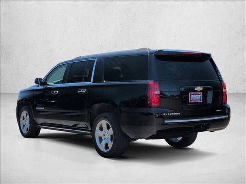Used 2020 Chevrolet Suburban Premier AWD/4WD image 8