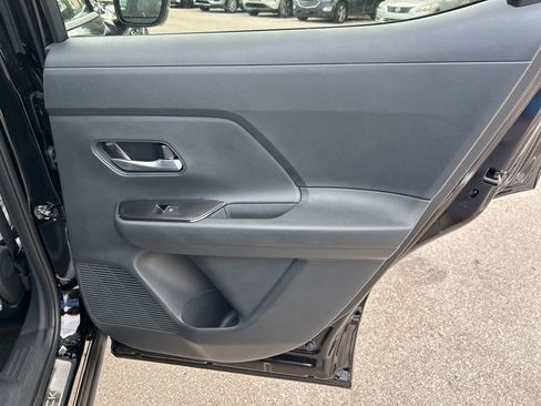 New 2026 Nissan Kicks SR w/ Illumination Package image 37