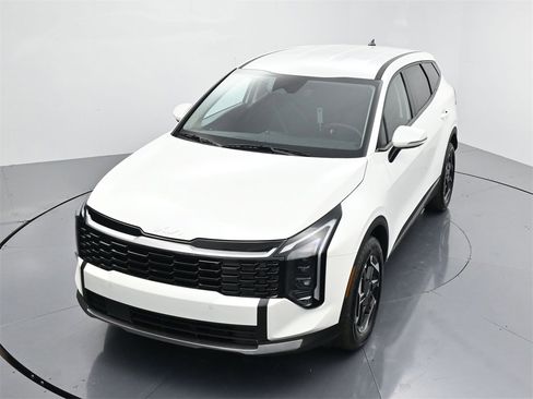 New 2026 Kia Sportage S image 42
