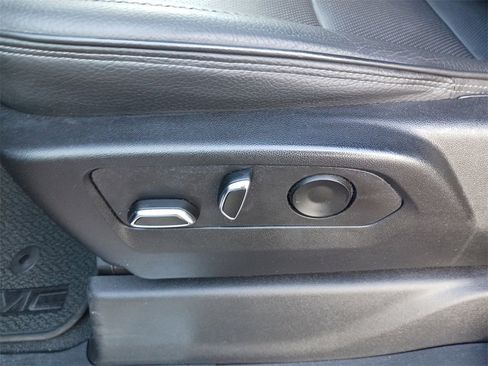 Used 2022 GMC Sierra 1500 Denali image 34