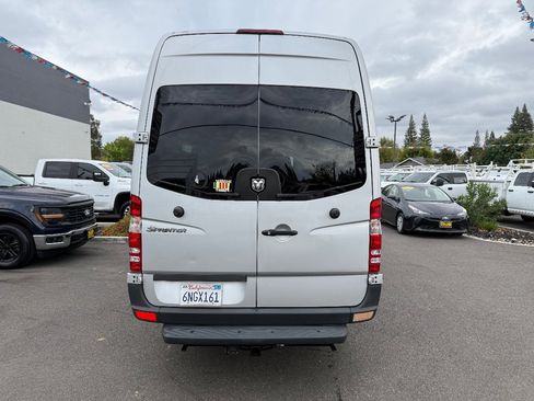 Used 2009 Dodge Sprinter 2500 w/ Rear Heater Group III image 10